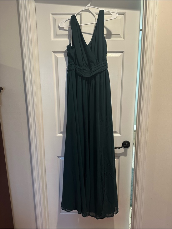 Lulus Dresses & Skirts - Lulu's Forest Green V-Neck Maxi Dress